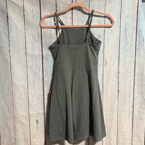 NWT Girlfriend Collective Naomi Workout Dress - Picture 5 of 10